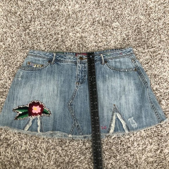 so embroidered demin skirt y2k size 11 Mini Zipper Patch Designs - Picture 5 of 9